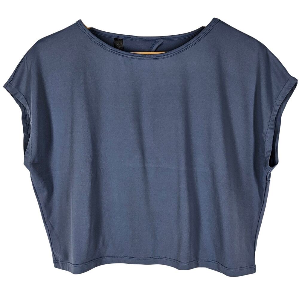 KYODAN WOMEN'S BLUE ARIA CREWNECK TOP SIZE PETITE SMALL - STYLISH & COMFORTABLE